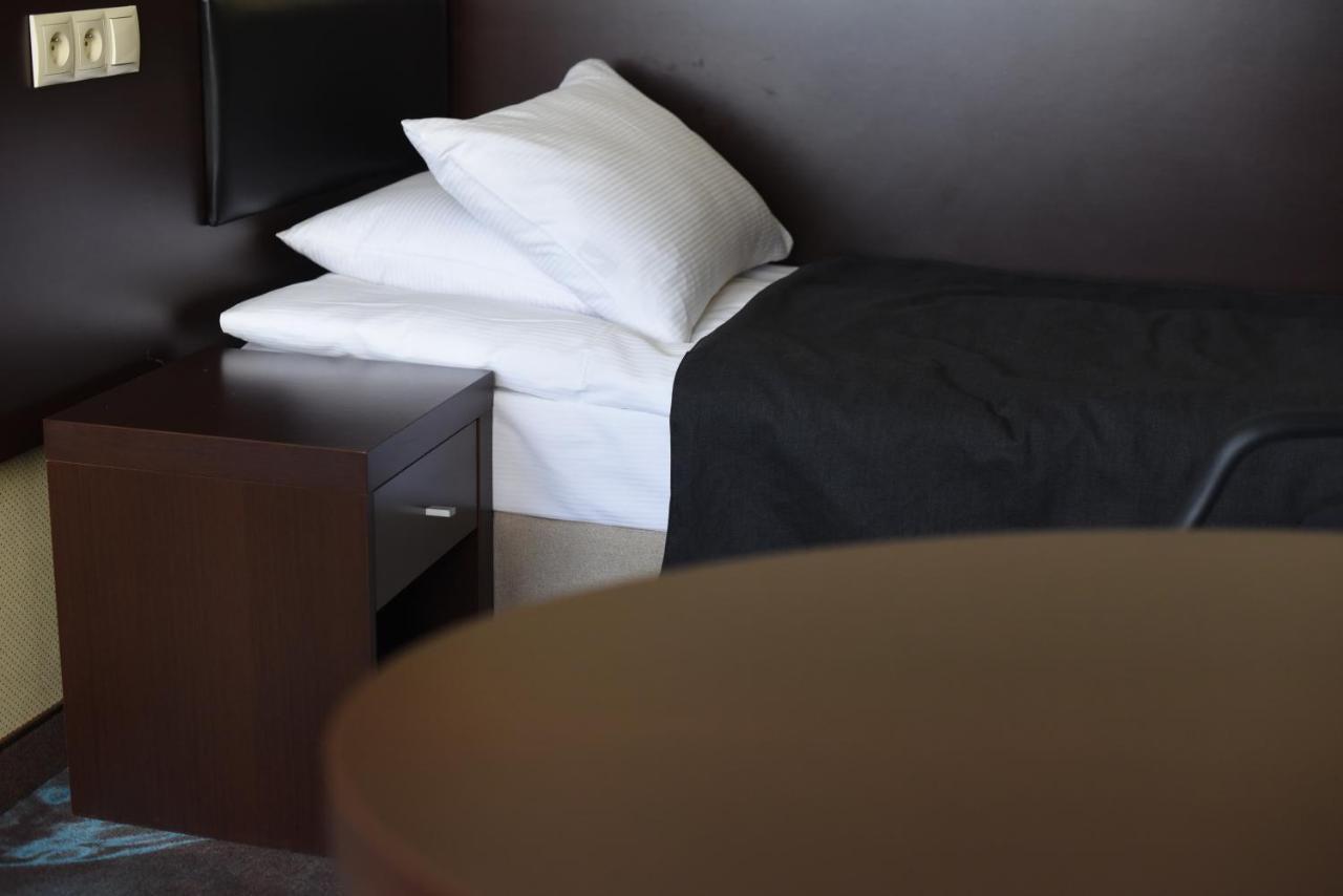 Hotel Portofino ววอตซวาเวก ภายนอก รูปภาพ